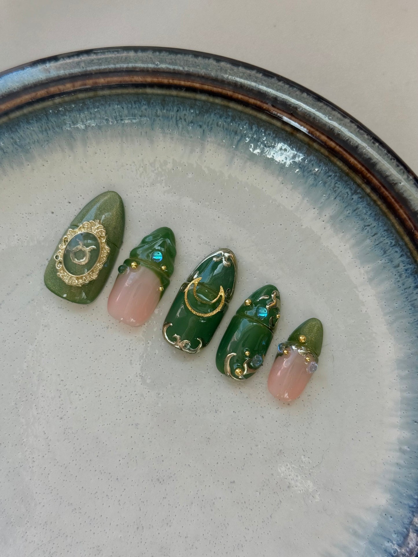 [PREORDERS] Taurus Nails
