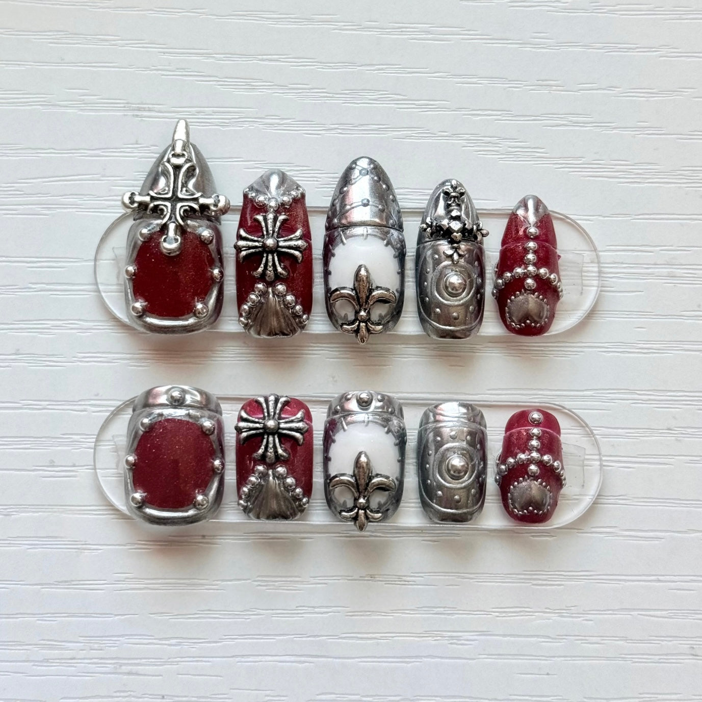 [HOLIDAY SPECIAL] Vampire Slayer Nails